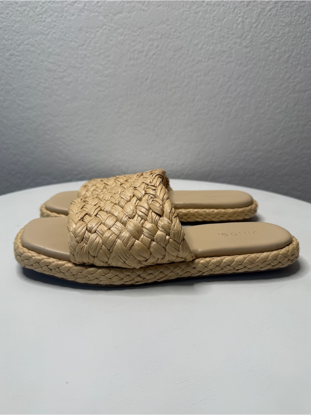 Vince Rumi Braided Slide Sandals Tan Woven Strap Size 7 - Picture 4 of 10